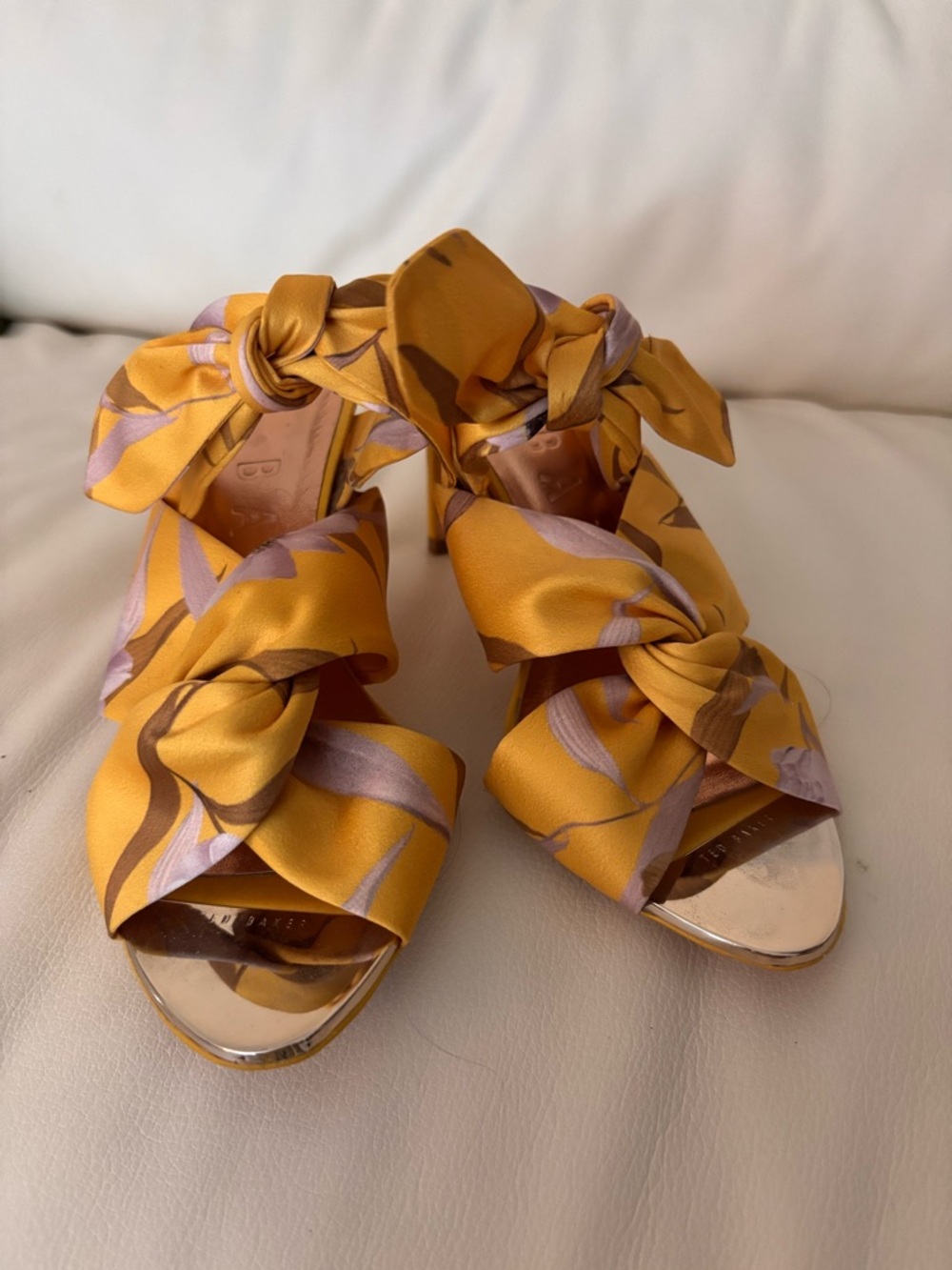 NEW- Ted Baker Yellow Floral Knot Slingback Heels